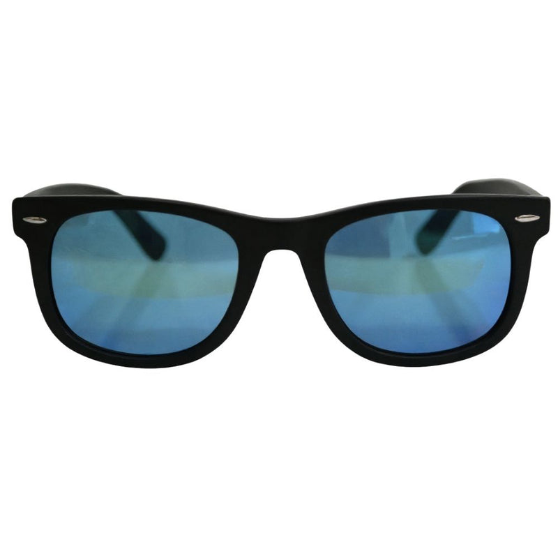 W.A.R We Are Recycled Earth