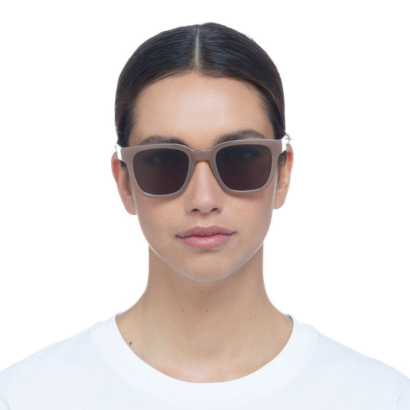 MODERN CLASSIC FAWN BROWN MONO POLARIZED