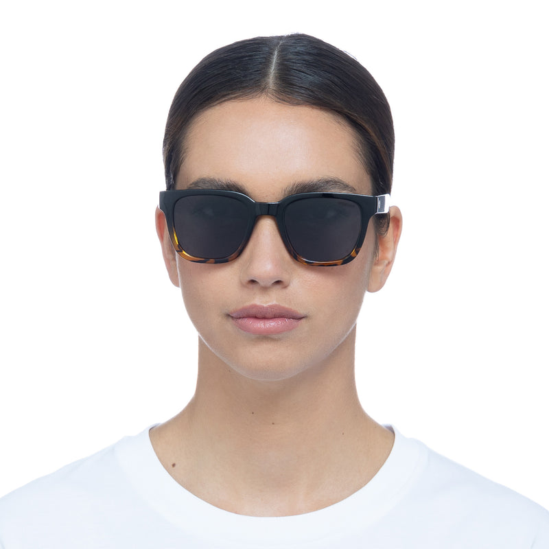 MODERN CLASSIC BLACK / TORT SPLICE SMOKE MONO POLARIZED